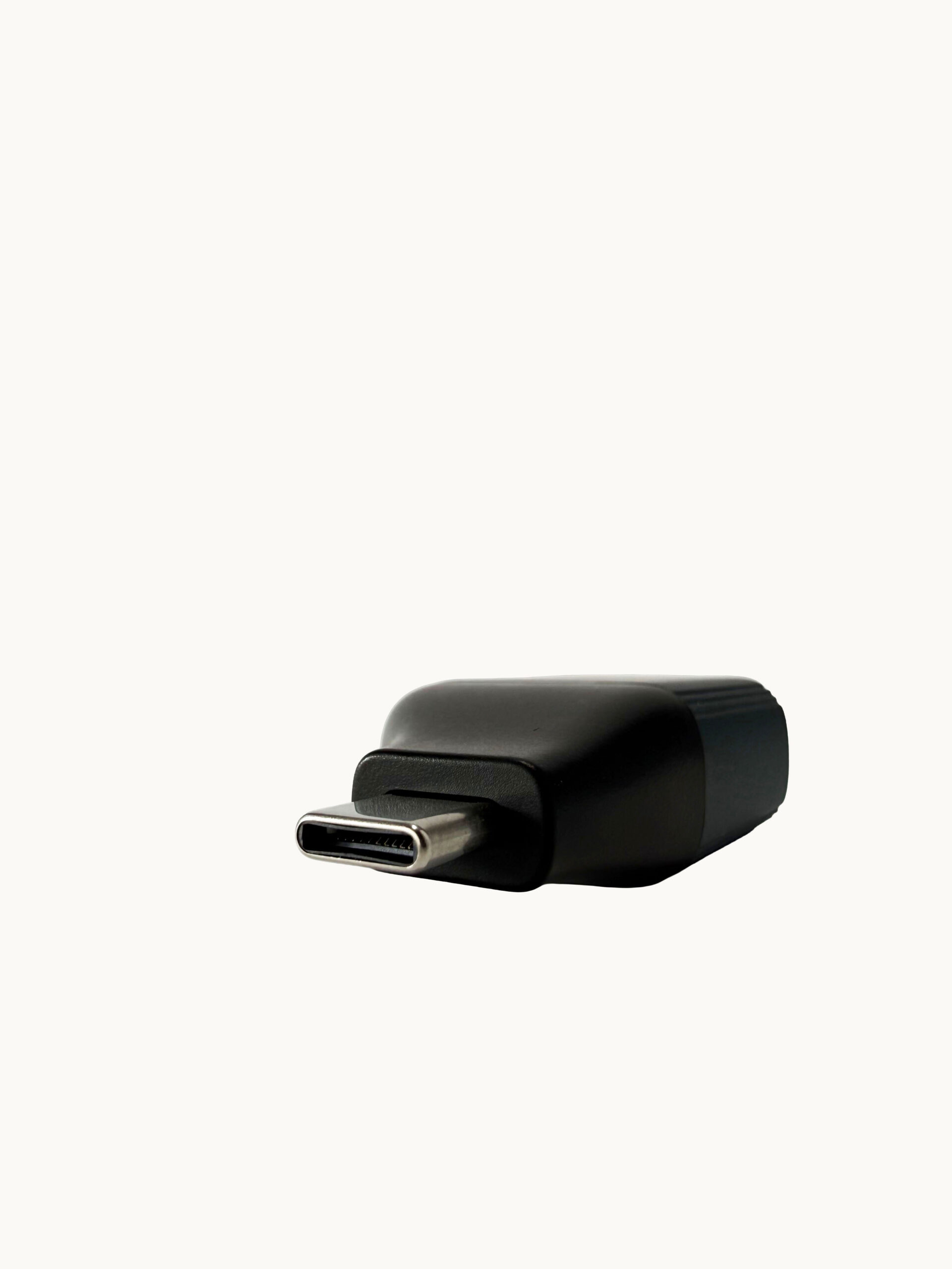 ADAPTADOR USB-C A ETHERNET GIGABIT (1000 Mbps) Olivia Importadora
