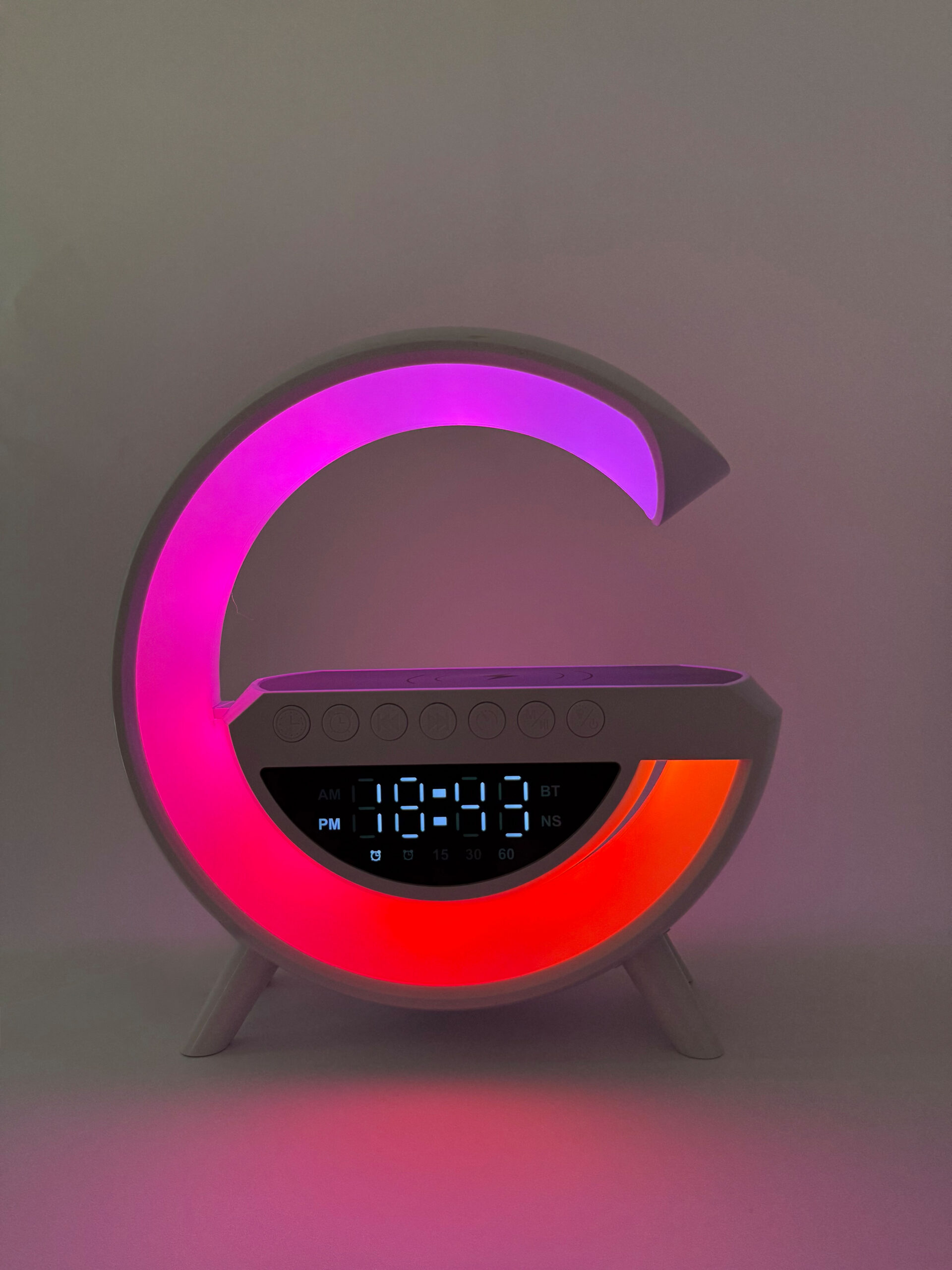 LAMPARA INTELIGENTE MULTIFUNCIÓN CON ALTAVOZ, RELOJ Y CARGA INALÁMBRICA - Image 3