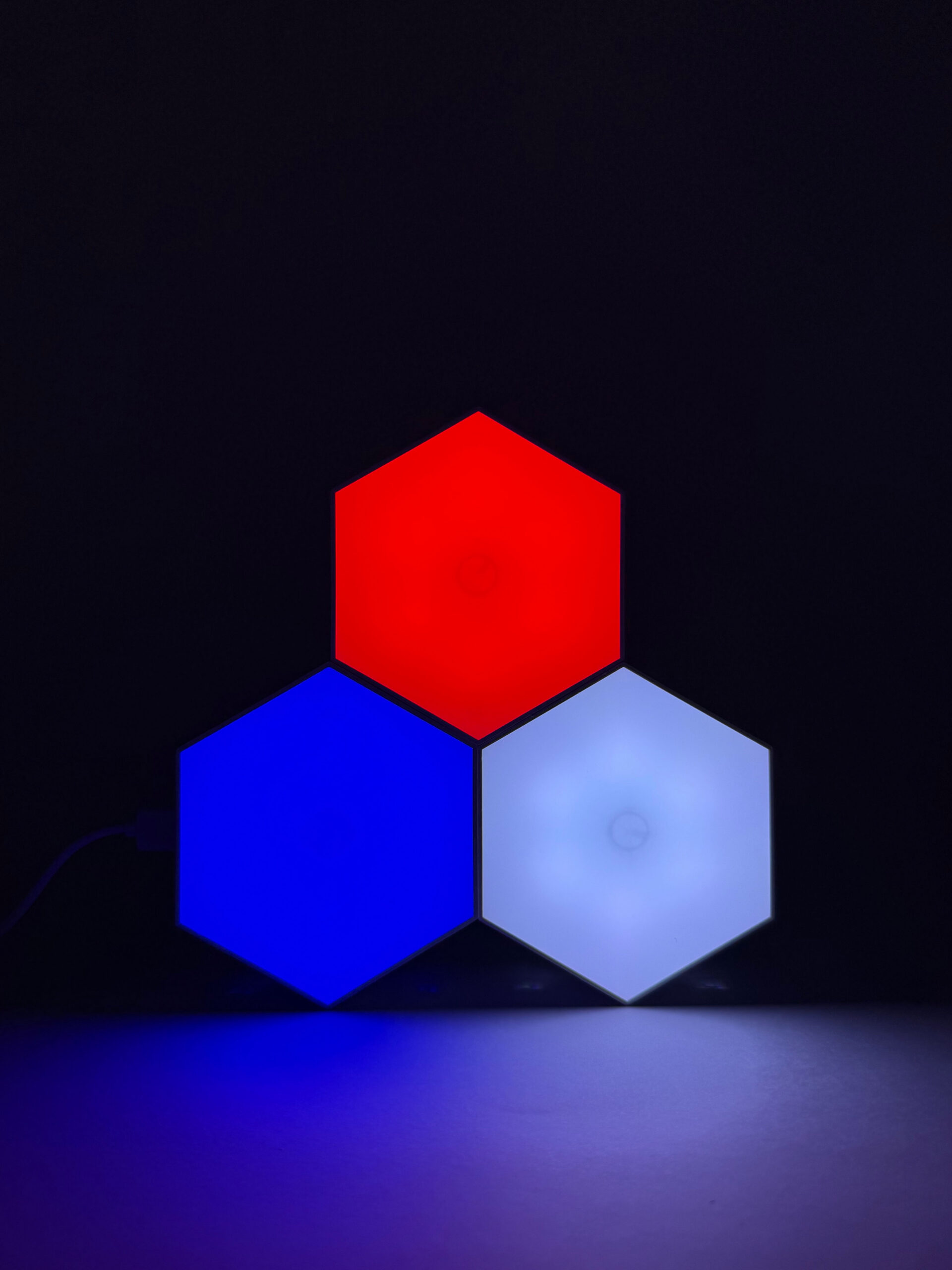 LUCES LED HEXAGONALES MODULARES TÁCTILES RGB DECORATIVAS - Image 2