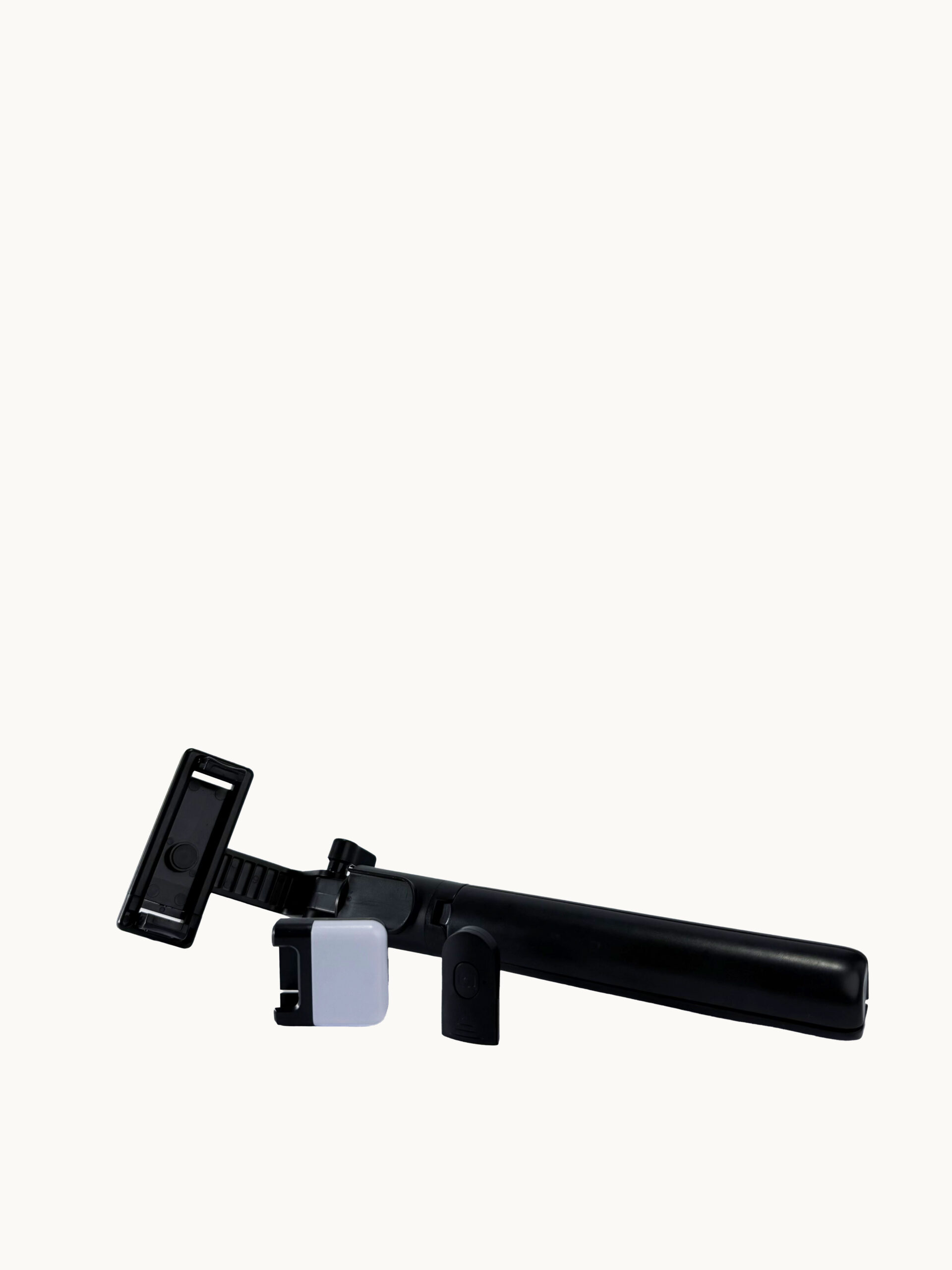 TRÍPODE SELFIE EXTENSIBLE CON CONTROL BLUETOOTH - Image 2