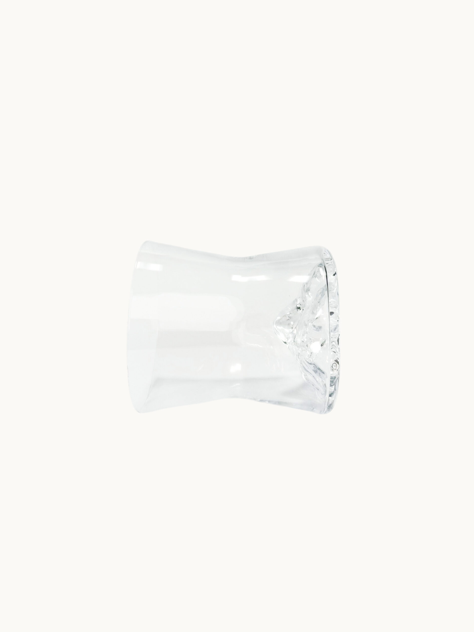 VASO DE VIDRIO DECORATIVO CON BASE TEXTURIZADA TIPO MONTAÑA 260ml - Image 2